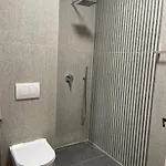 In Pazari I Ri *