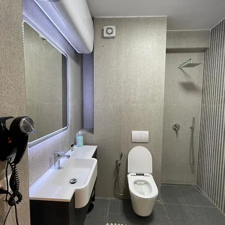 In Pazari I Ri Appartement *