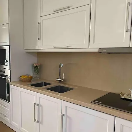 Apartament In Pazari I Ri Tirana