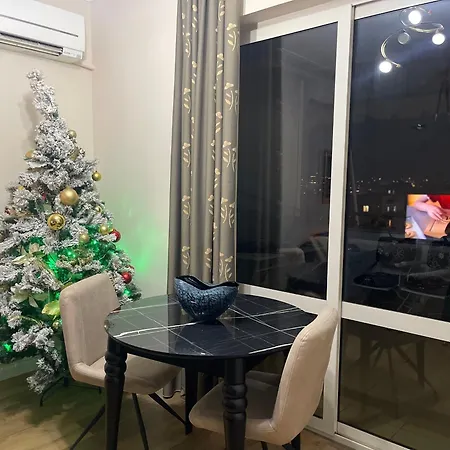 Apartament In Pazari I Ri *